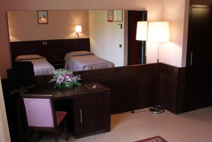 Hotel City Piacenza Phòng bức ảnh