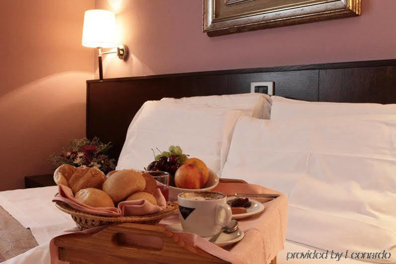 Hotel City Piacenza Ngoại thất bức ảnh
