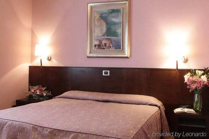 Hotel City Piacenza Ngoại thất bức ảnh
